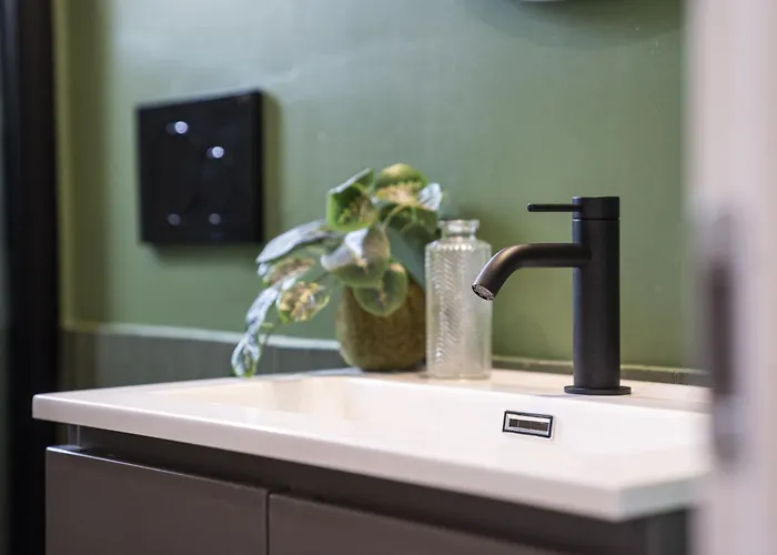 Luz 01, Comfort E Pace A Pochi Passi Dal Centro Bologna